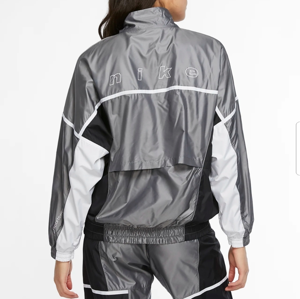 NWT plus size XXL Nike windbreaker jacket